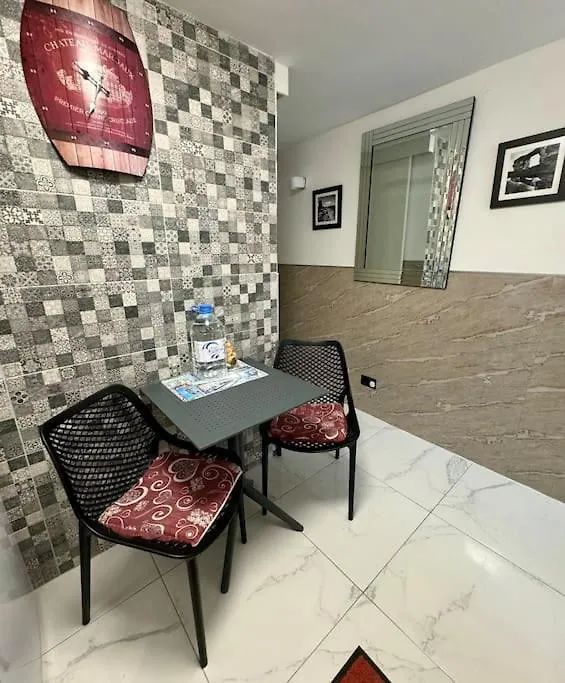Cute Penthouse Apartment Marsaskala 0*,